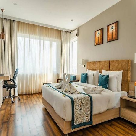Hotel Teo International Near Delhi Airport By-Tu Casa ニューデリー エクステリア 写真